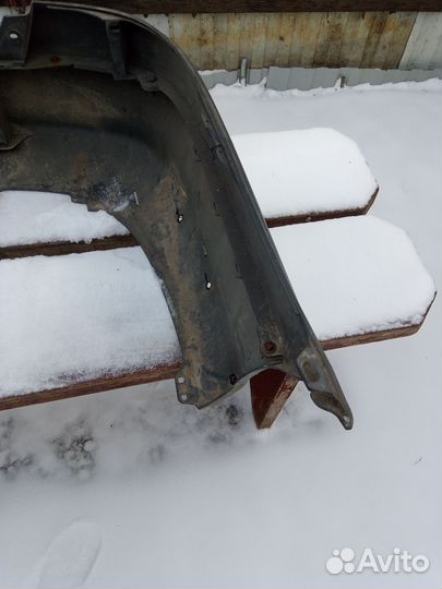 Бампер toyota caldina st210