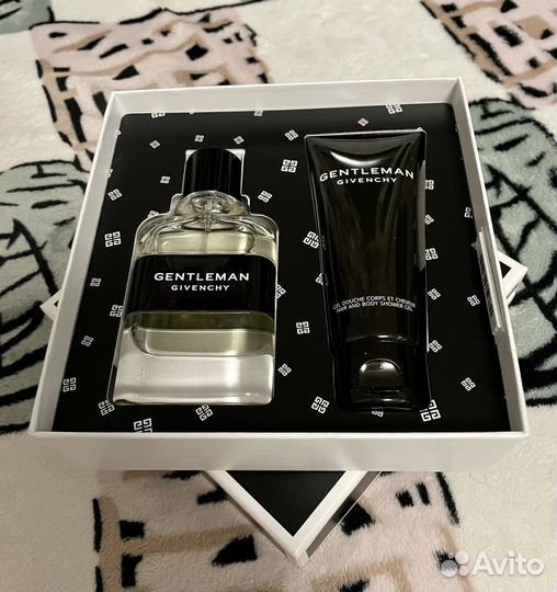 Подарочный набор givenchy gentleman новый