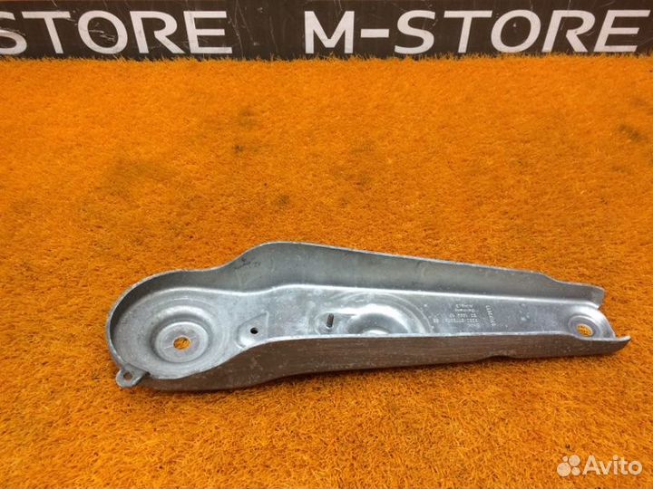 Кронштейн балки задний правый Bmw 7-Series F01