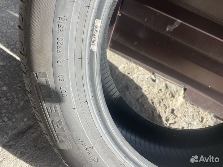 Pirelli Cinturato P7 245/50 R18 100Y