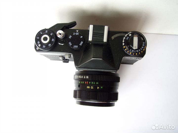 Винтажный фотоаппарат Зенит ет