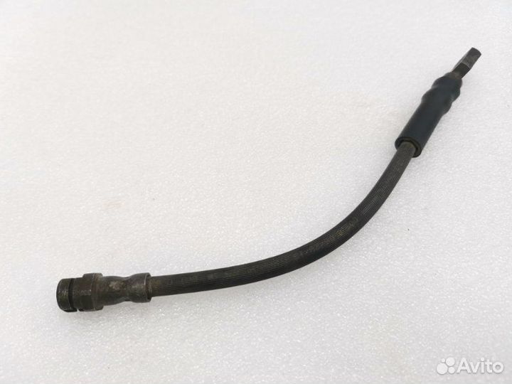 Шланг тормозной задний правый Skoda Octavia A7