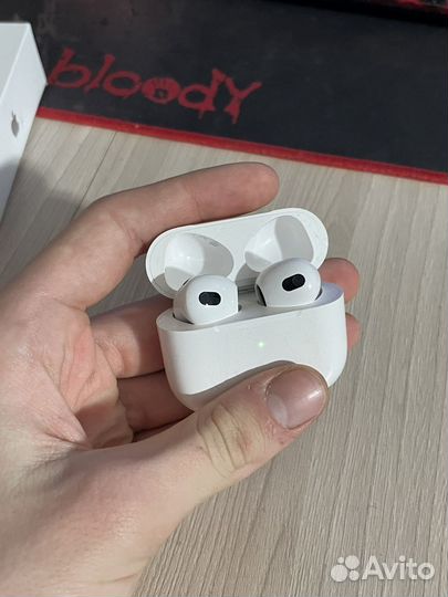 Apple AirPods 3
