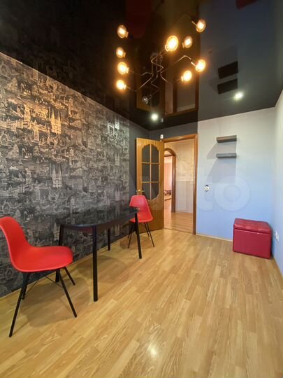 2-к. квартира, 61 м², 5/5 эт.