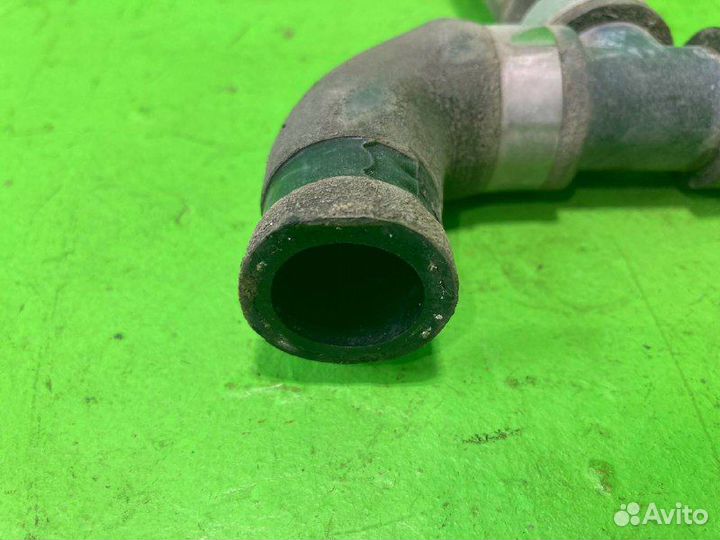 Патрубок системы охлаждения MAN TGA