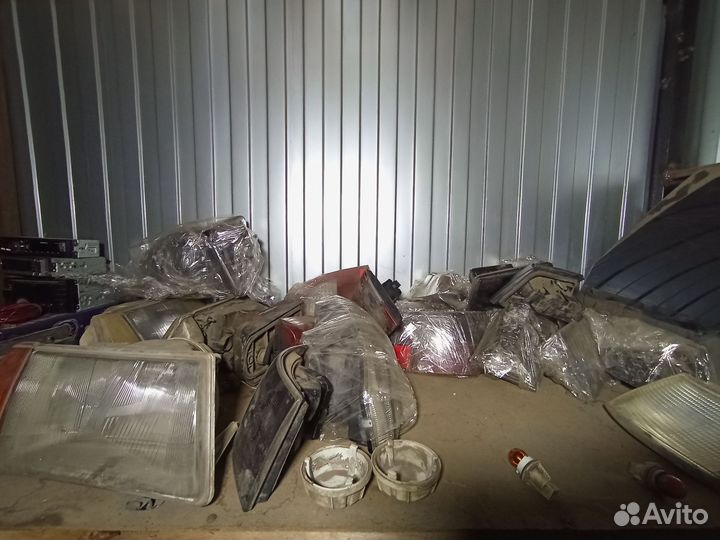 Запчасти на ваз 2110 2112 бу