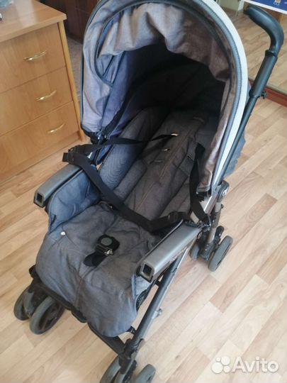Прогулочная коляска Peg-Perego Pliko P3 Compact