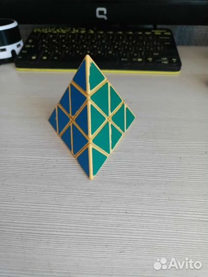 Кубик рубика пирамидка
