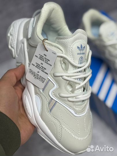 Кроссовки зимние женские Adidas Ozweego,2 цветах