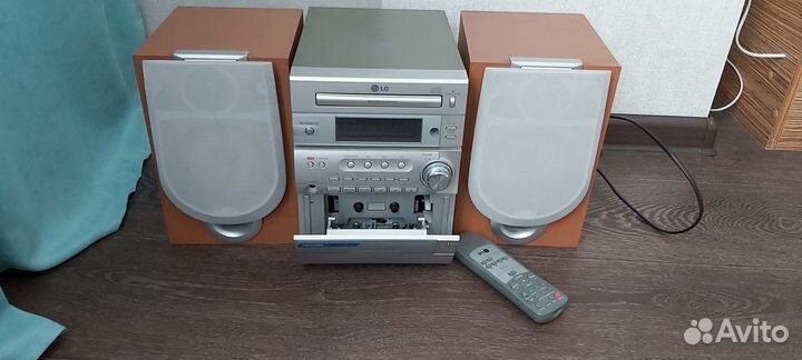 Музыкальный центр