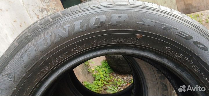 Dunlop Grandtrek ST30 225/65 R17