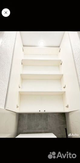 Шкаф над инсталяцией/ в ванну