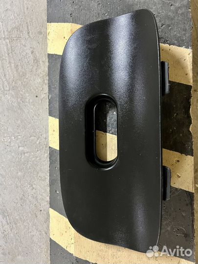 Центральная заглушка заднего бампера BMW x5 e53