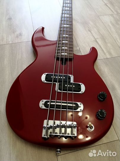 Бас-гитара Yamaha BB415