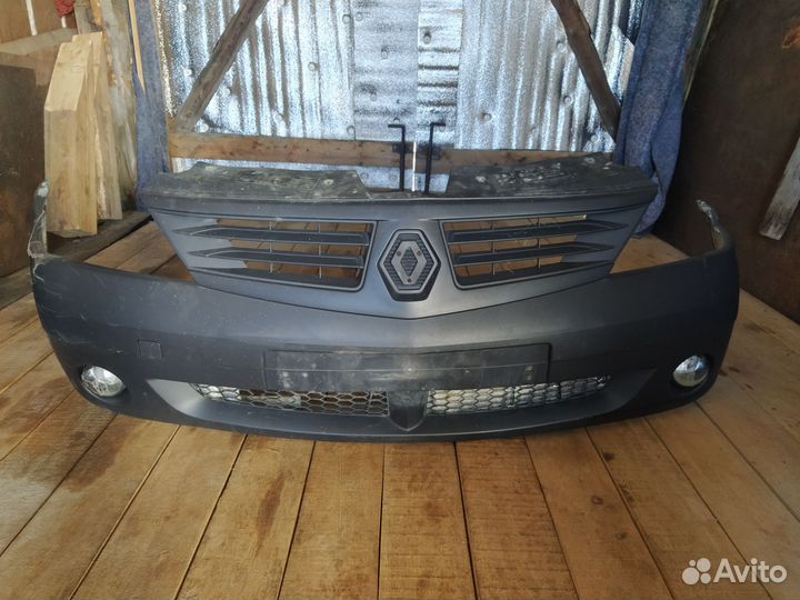 Бампер передний Рено Логан 2007