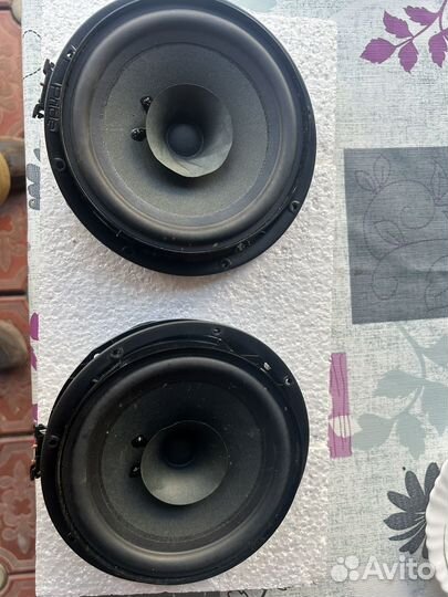 Колонки VW Polo оригинал