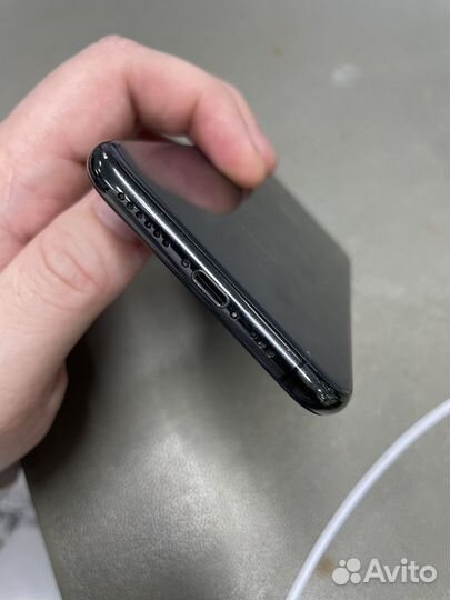 iPhone Xs, 256 ГБ
