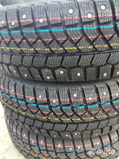Viatti Brina Nordico V-522 215/55 R16 93T