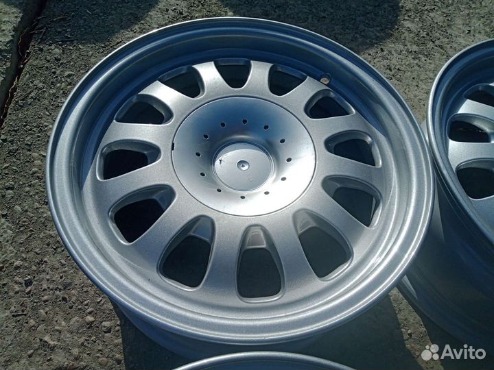 Ковка на фургон D15