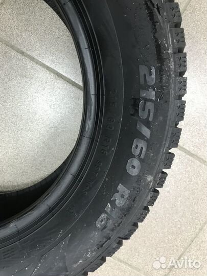 Pirelli Formula Ice 215/60 R16 99T