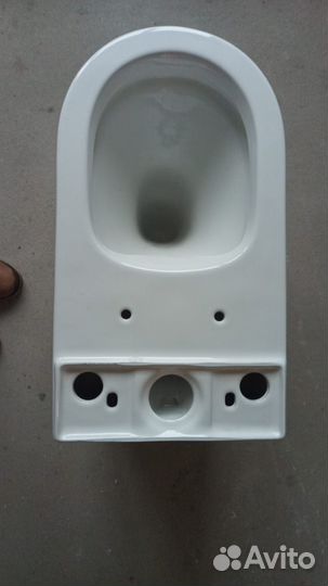 Унитаз новый benneri milano