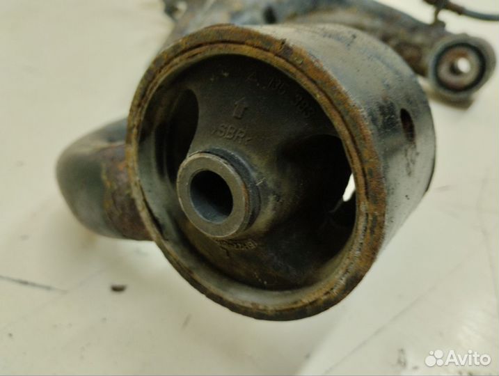 Рычаг задний верхний правый Land Rover Discovery 3