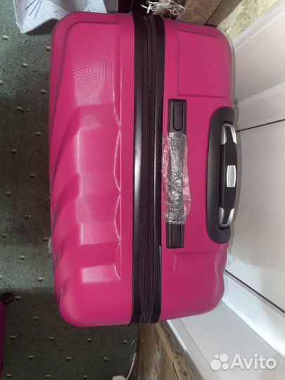 Чемодан на колесах размер L