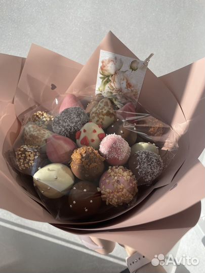 Наборы/Букеты с клубникой в шоколаде