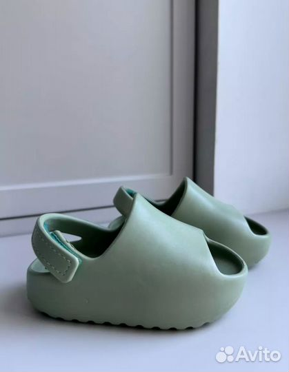 Сланцы детские 24