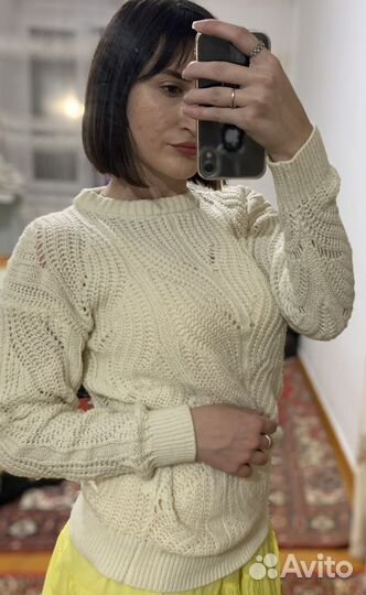 Свитер женский
