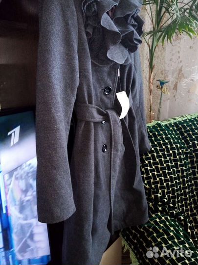 Пальто женское размер50 новое