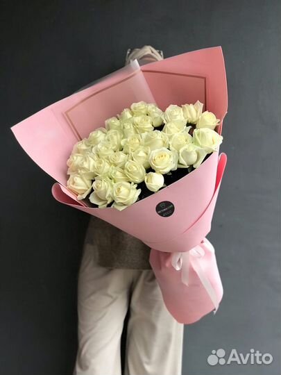 Большой букет из белых роз (31)