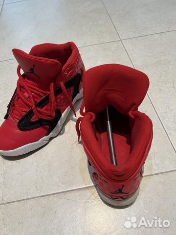 Красовки красные мужские Nike Jordan EUR 42