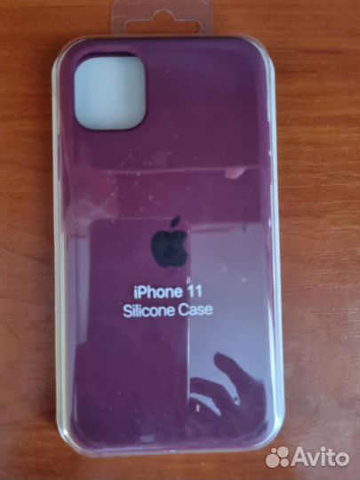 Чехол на iPhone 11