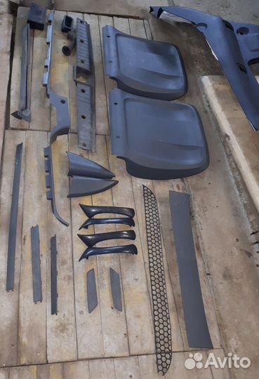 Салон на Мерседес мл 163