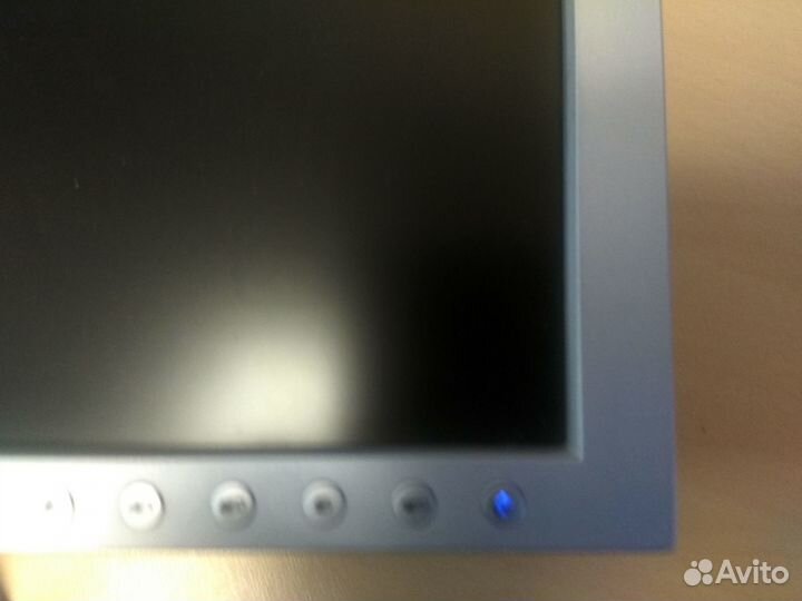 Монитор Samsung SyncMaster 205BW