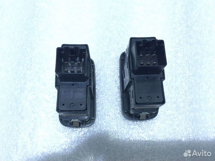 Кнопка стеклоподъемника volvo S80 задняя