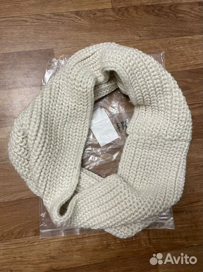 Вязанный снуд (шарф)