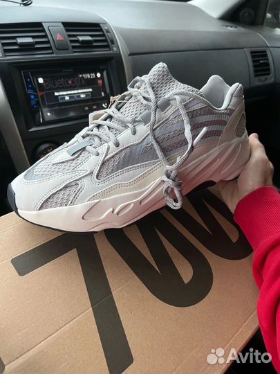 Кроссовки Adidas Yeezy Boost 700v2 Static