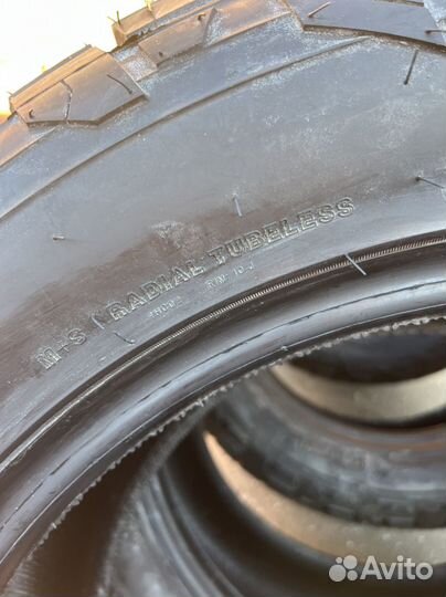 Fuel Gripper A/T 325/50 R22 127S