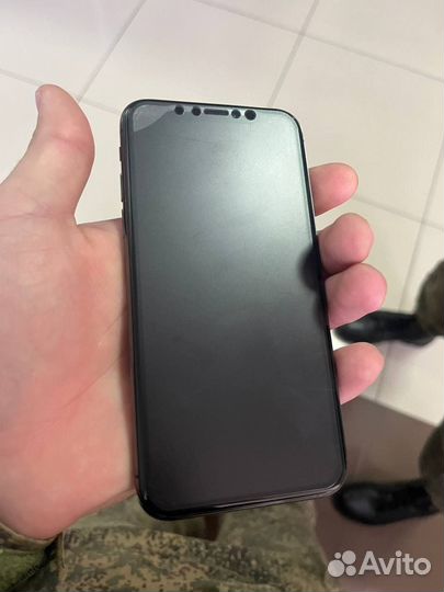 iPhone X, 64 ГБ