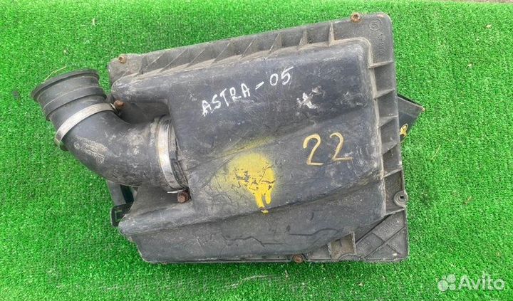 Корпус воздушного фильтра Opel Astra 1.6 2004