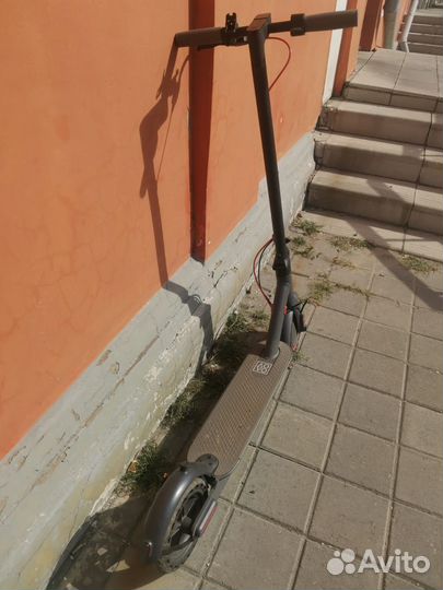 Б/У Электросамокат aovo PRO M365
