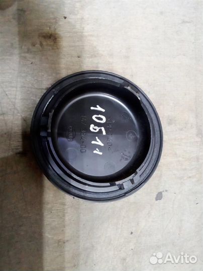 Крышка фары от Opel Astra J 2010