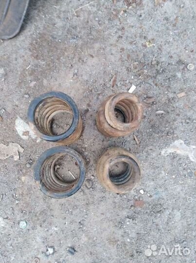 Передние пружины Lexus GS300/Toyota Aristo