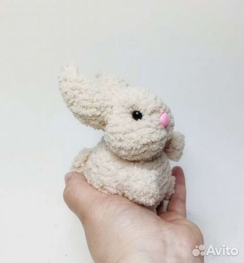 Игрушка из плюшевой пряжи