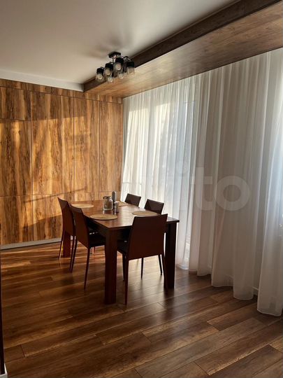 4-к. квартира, 100 м², 3/4 эт.