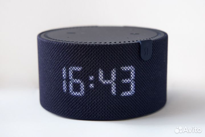 Яндекс станция мини с часами