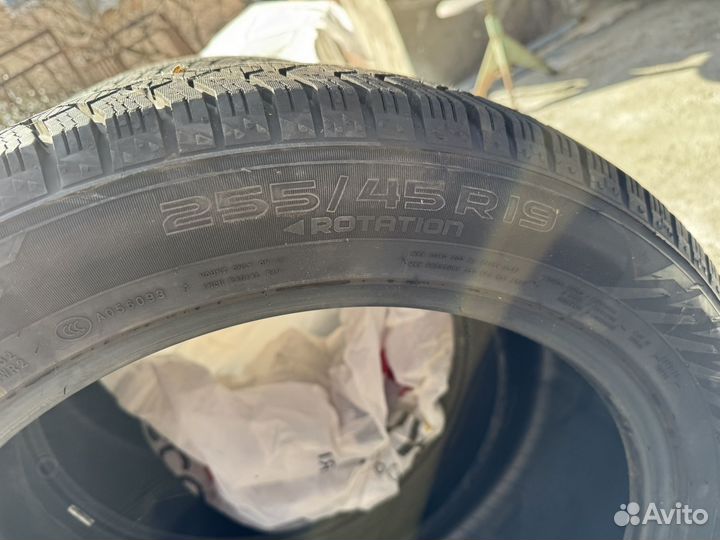 Nokian Tyres Hakkapeliitta R5 255/45 R19