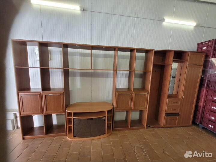 Стенка в гостиную